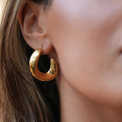 Boucles d'oreilles créoles torsadées de style GALENA en or