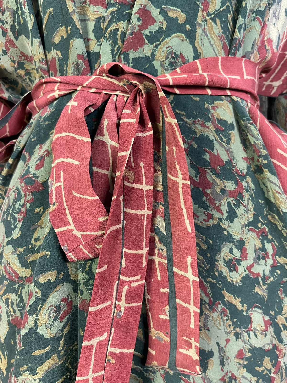 Veste à manches kimono en pure soie avec ceinture PRC6921 Avatar