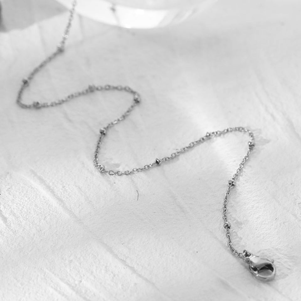 Collier en chaîne d'argent perlée GENOA