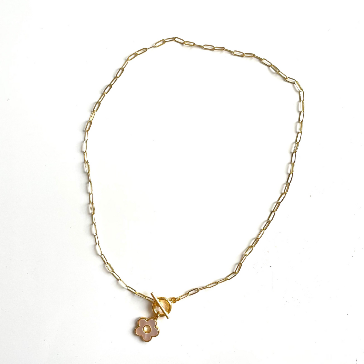 Chainlink Necklace With Mother Of Pearl Charm