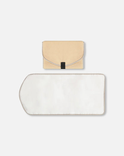 Sac à langer avec matelas à langer beige clair