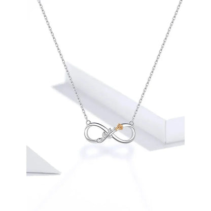 Rose Délicate : Ras-de-cou en Argent Sterling avec Motif Infini