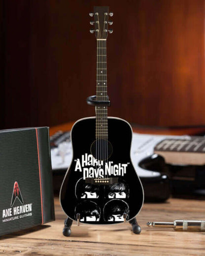 Fab Four sous licence - Mini acoustique hommage à Hard Day's Night - Radio Days