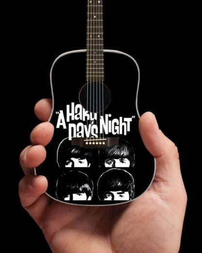 Fab Four sous licence - Mini acoustique hommage à Hard Day's Night - Radio Days
