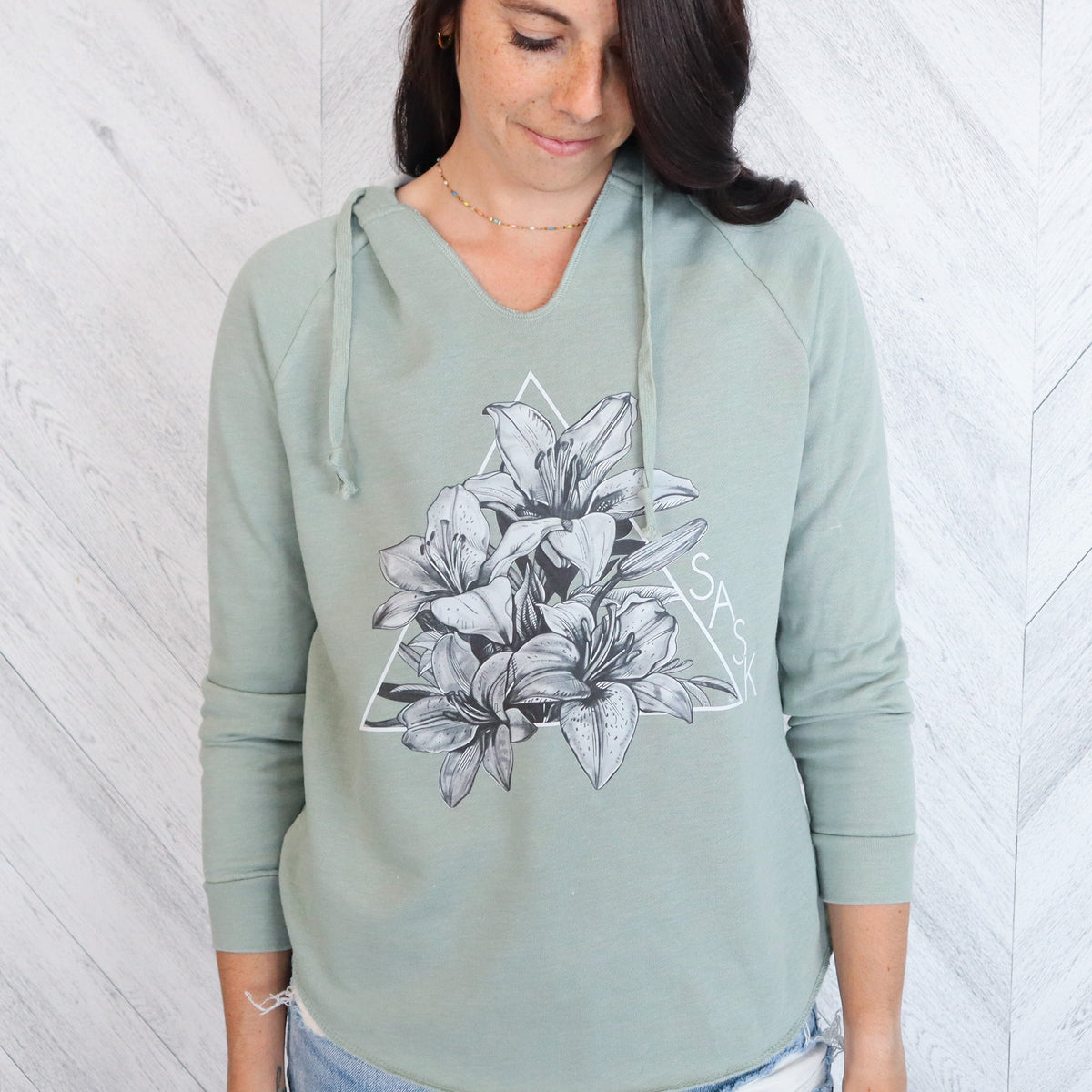 Kangourou de qualité supérieure noir et blanc Lily Triangle pour femmes | Vêtements Saskatchewan