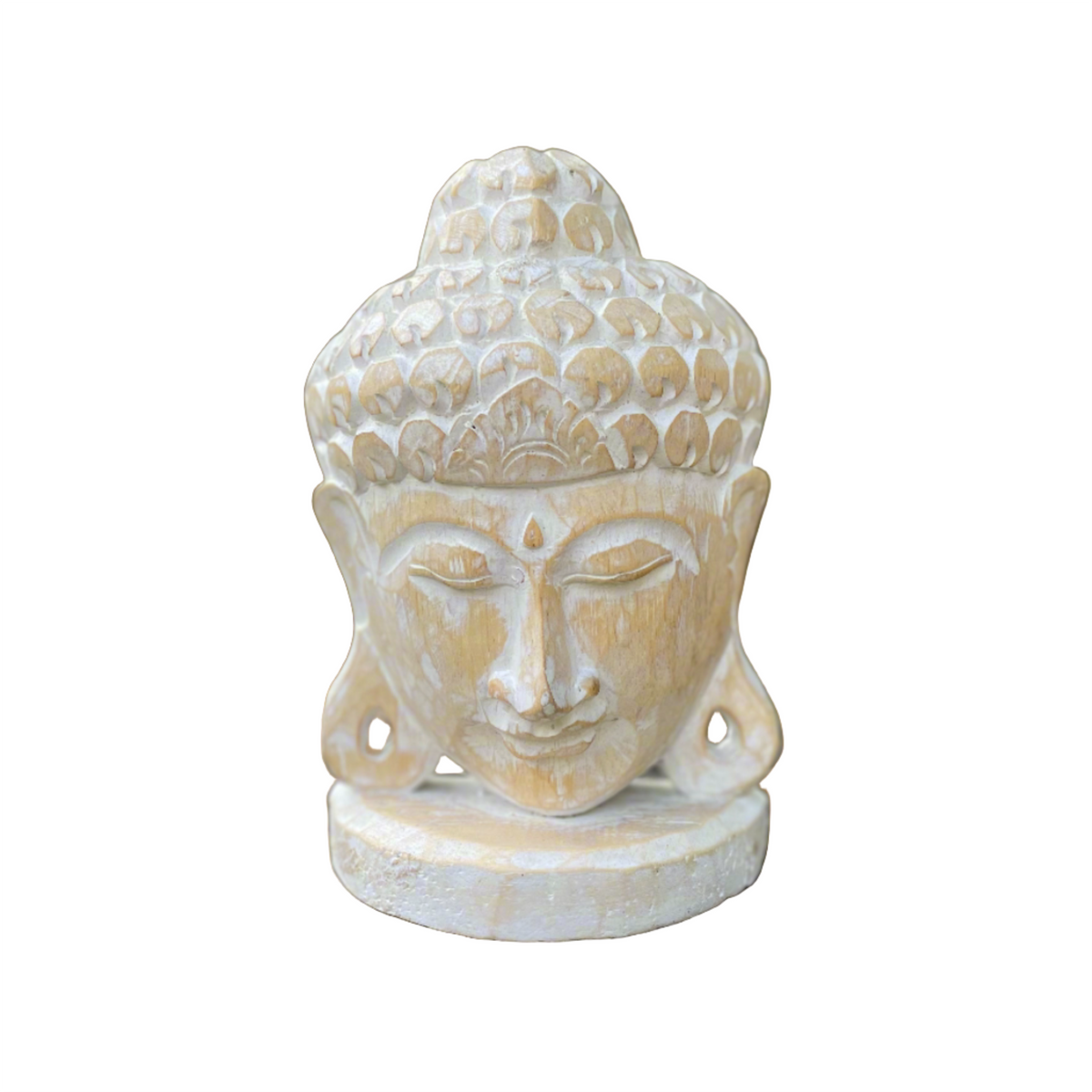 Tête de Bouddha sculptée à la main