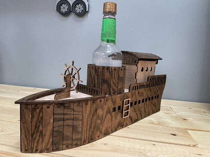 Boîte à vin en forme de bateau