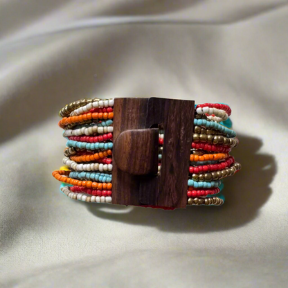 Bracelet perles mélangées avec fermoir en bois