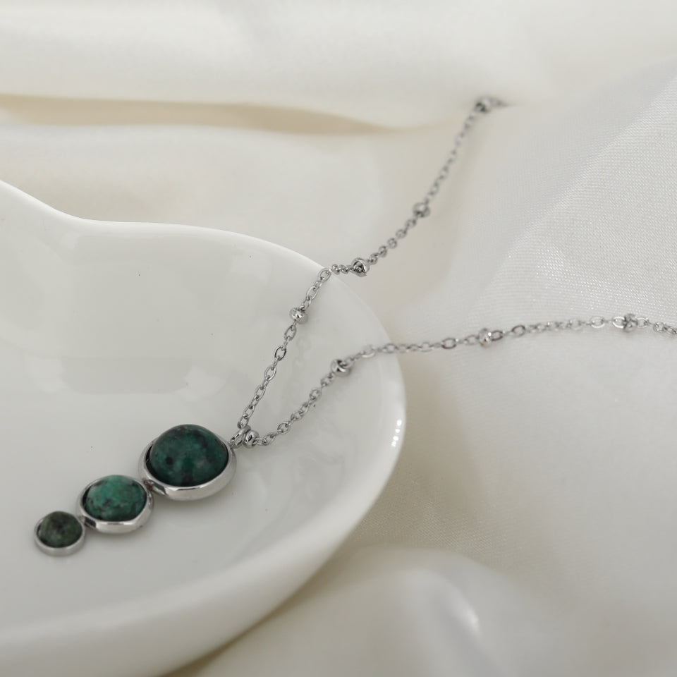 INDY : Collier en argent avec pendentif à 3 pierres