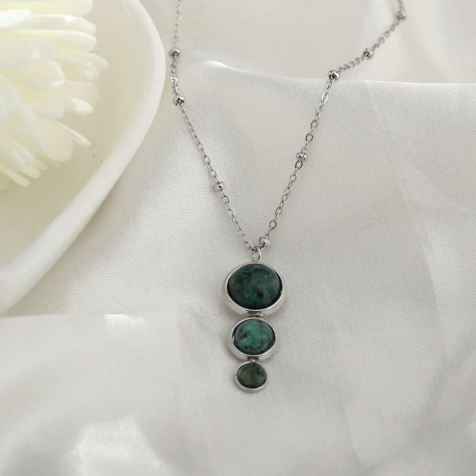 INDY : Collier en argent avec pendentif à 3 pierres