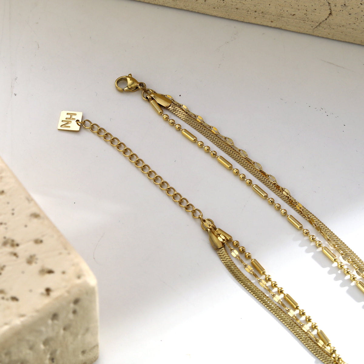 Collier multi-chaînes doré IRIS à triple rang