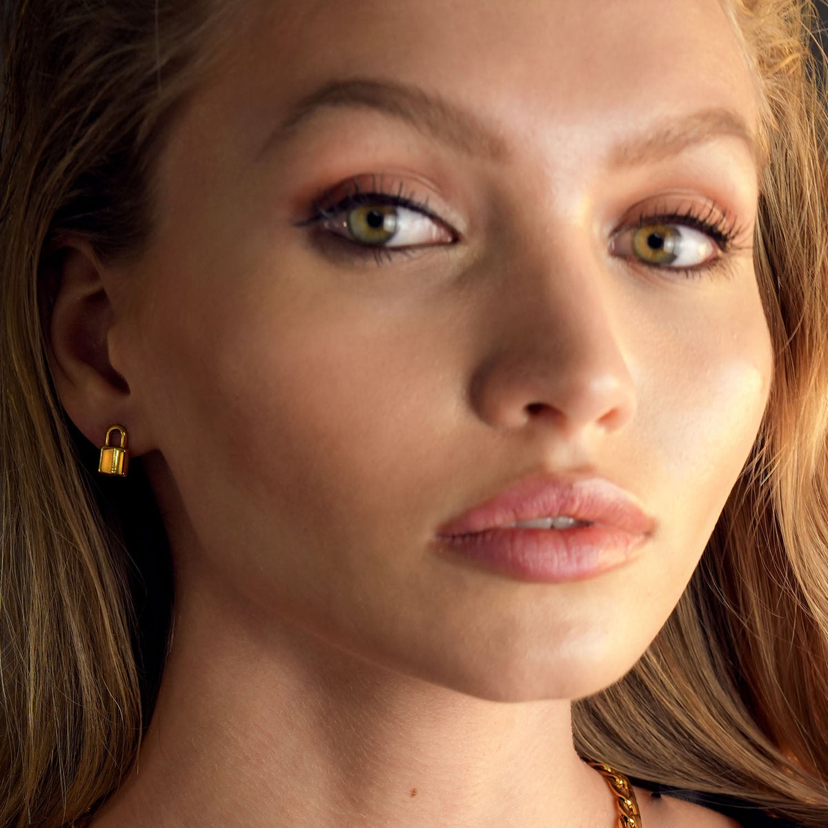 Boucles d'oreilles clous mini cadenas JUNI