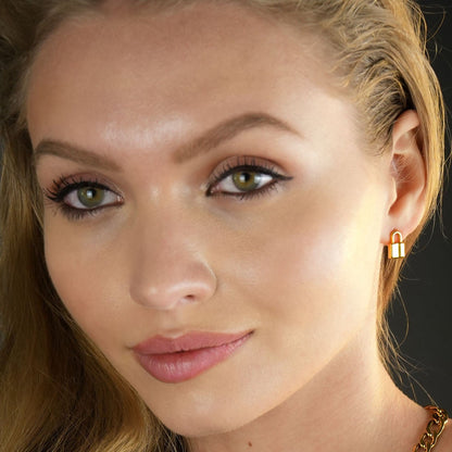 Boucles d'oreilles clous mini cadenas JUNI