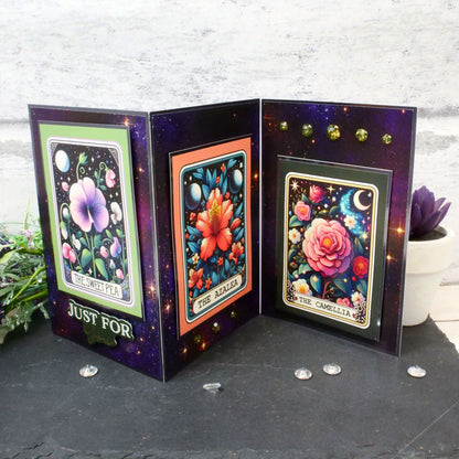 Le Petit Livre de Tarot Floral