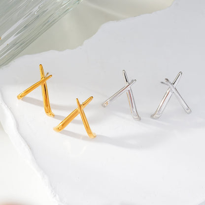 LINDSBORG: Criss-Cross Geometric Stud Earrings in White Gold (Silver Toned)