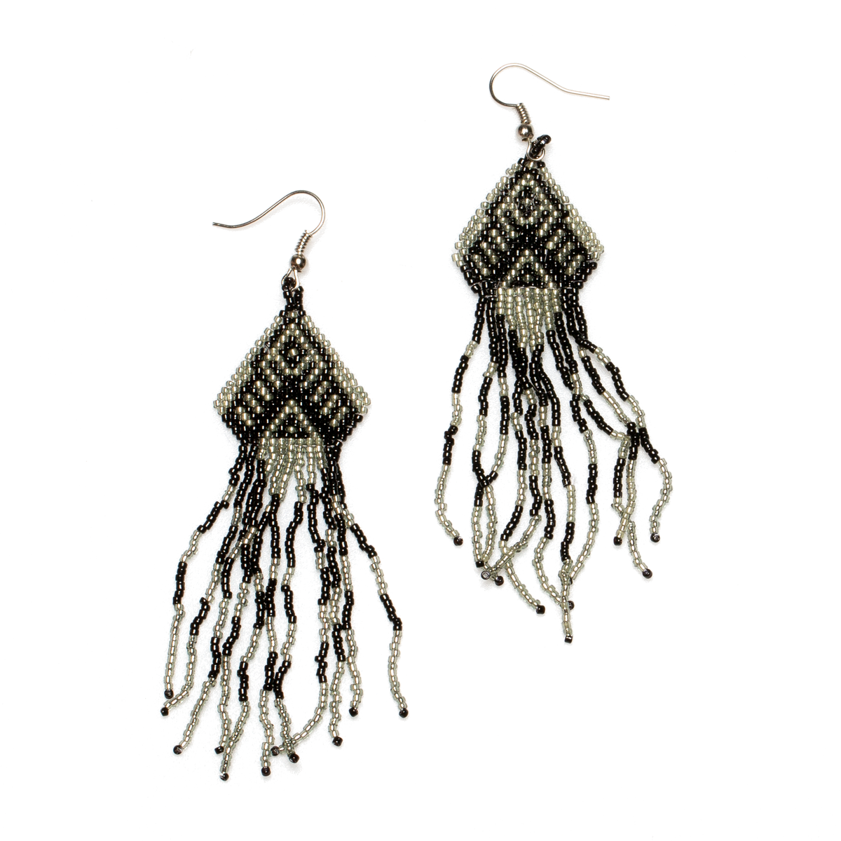 Boucle d'oreille perlée de style aztèque