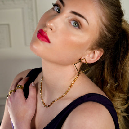 Style MILLIE : Collier chaîne en or à double perles fusionnées