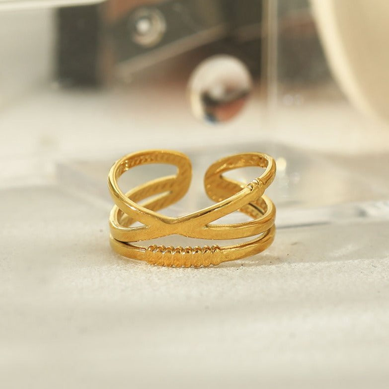 MIRANDA: Bague triple en or empilée Cross Over