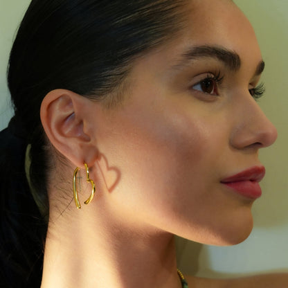 MOMOKA : Boucles d'oreilles créoles détachables en forme de cœur abstrait