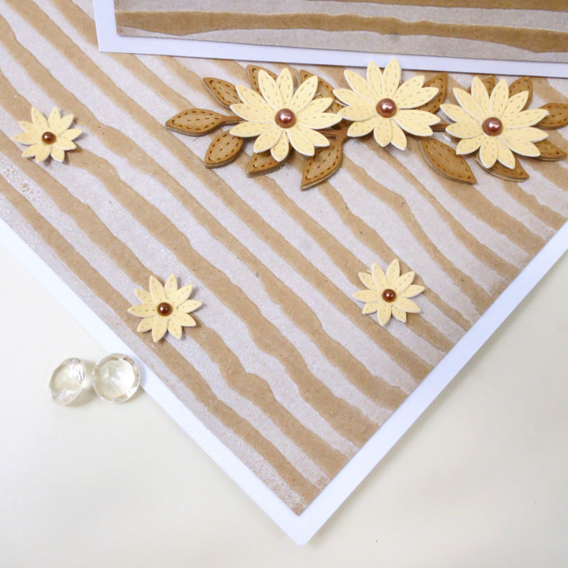 Moonstone Embossing Folders - Rayures vieillies