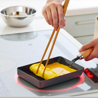 Yoshikawa Cook-Pal REN 18 x 18cm (Large) Nitrided Carbon Steel Tamagoyaki Pan