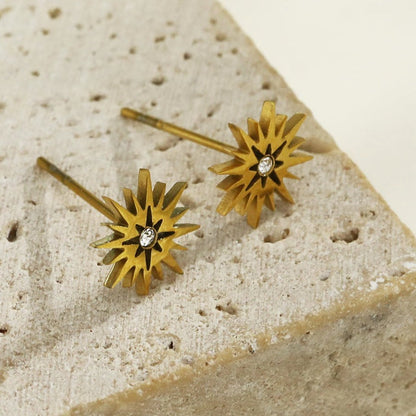 AMNISTY : Boucles d'oreilles clous en zircone « Étoile Brillante », plaqué or