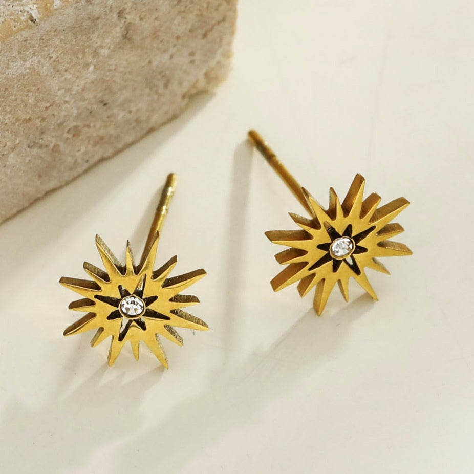 AMNISTY : Boucles d'oreilles clous en zircone « Étoile Brillante », plaqué or