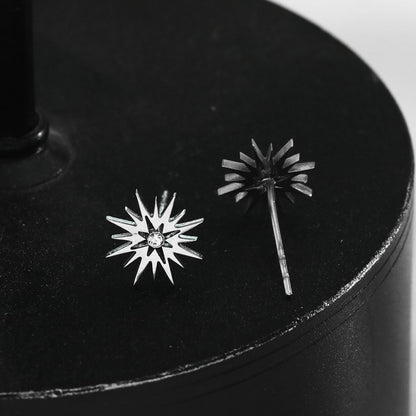AMNISTY : Boucles d'oreilles clous en zircone « Étoile brillante » argentées