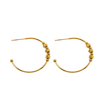 CHARIS : Boucles d'oreilles créoles classiques, ancrage d'une multitude de perles breloques