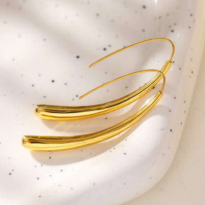 Style ADARA Or : Élégance Abstraite. Boucles d'Oreilles Géométriques Avant-Gardistes