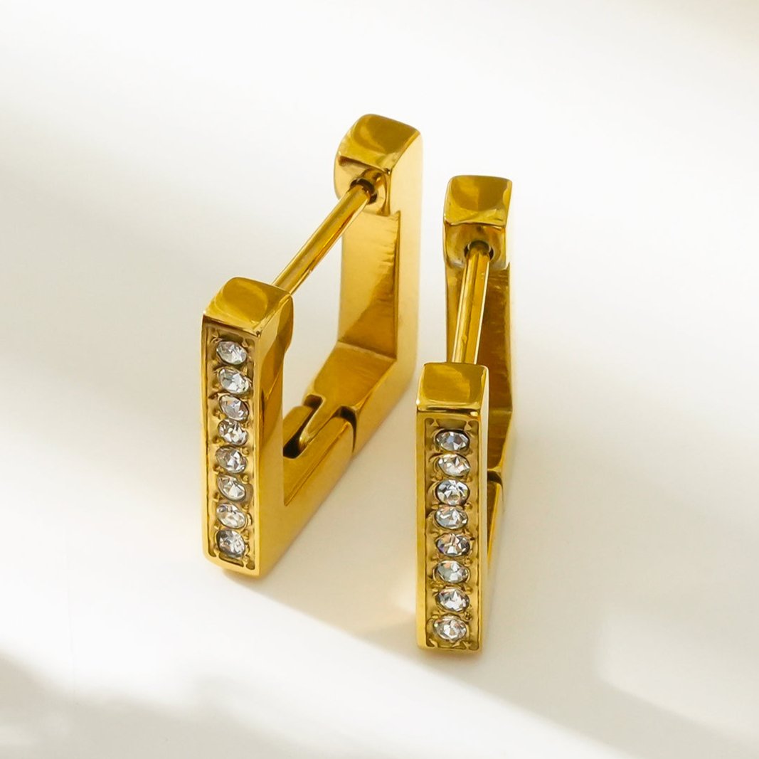 Boucles d'oreilles créoles carrées et serties de pierres de zircone PAIA Gold
