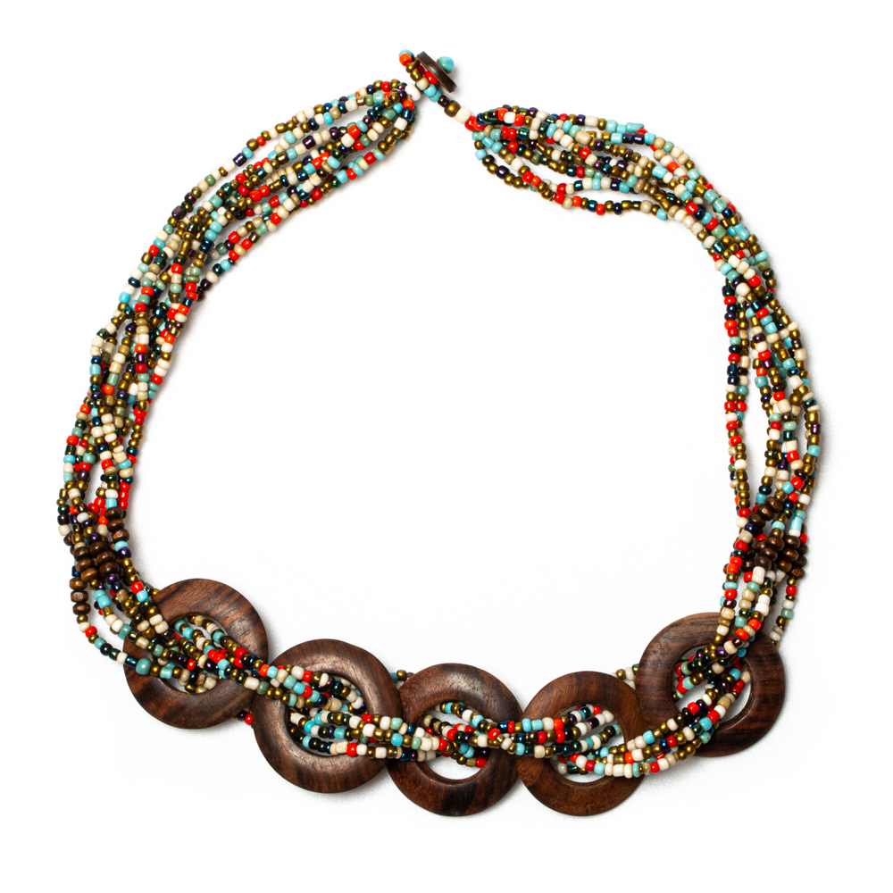 Collier en bois à plusieurs brins
