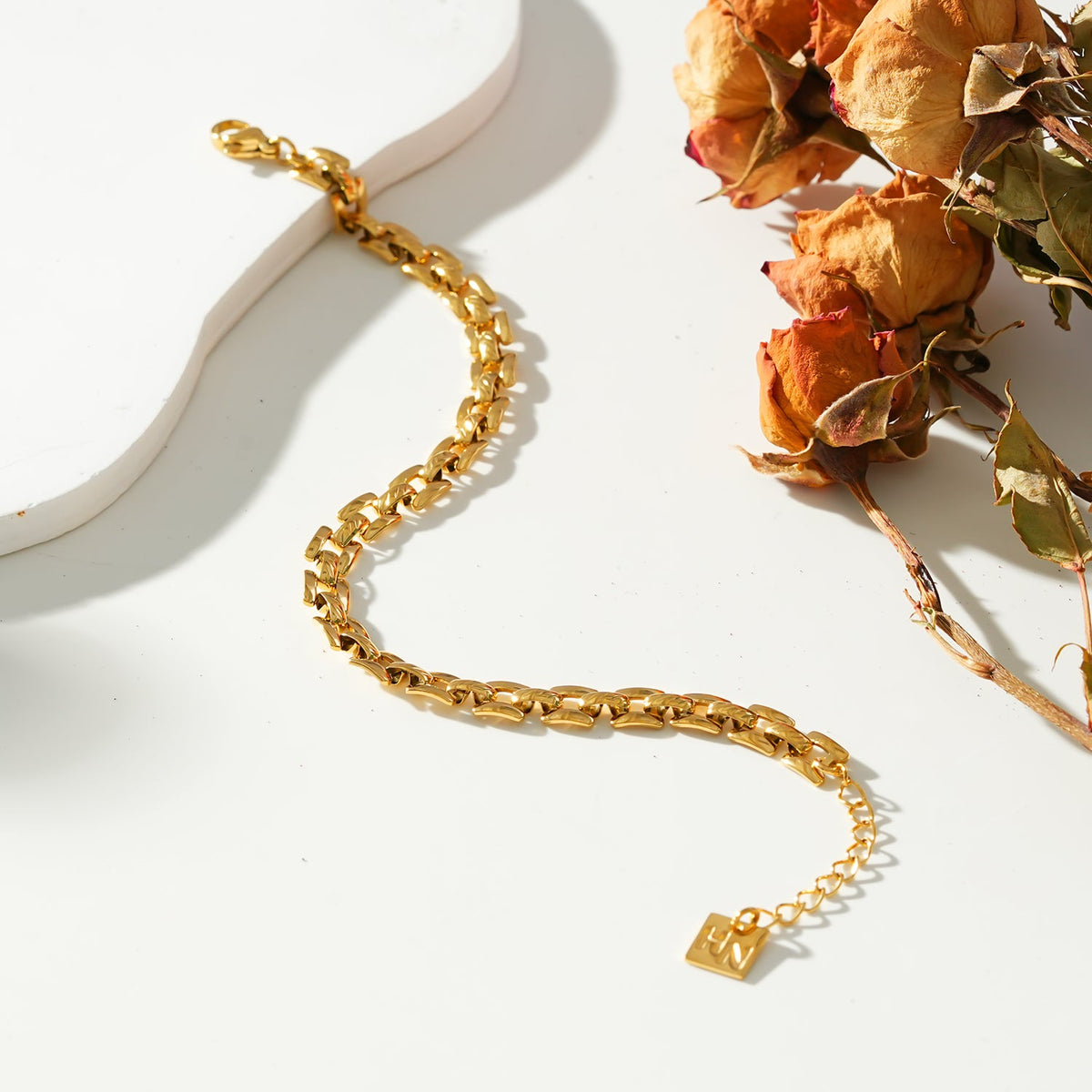Style PROVINIA : Bracelet de montre rétro en or