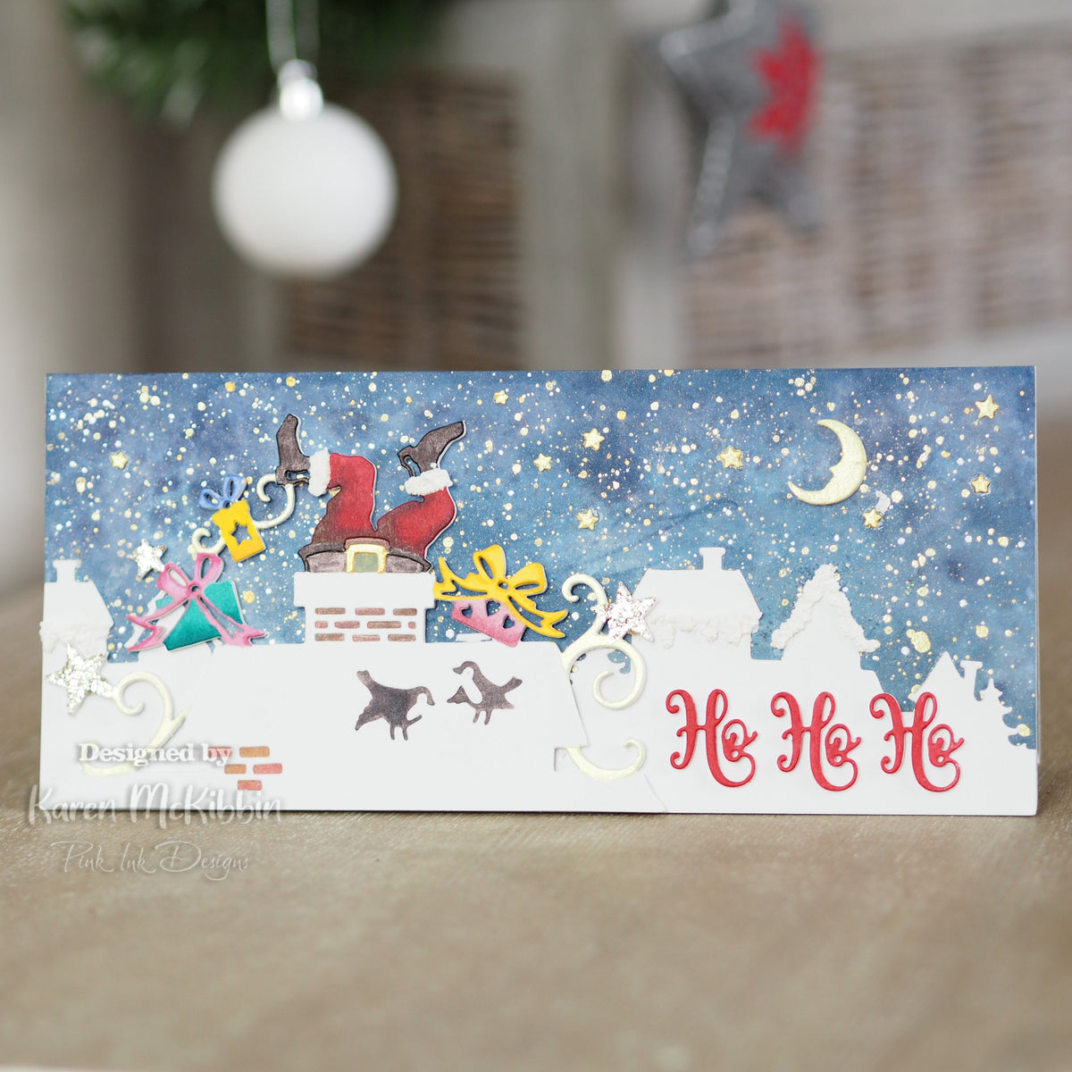Matrice de découpe double Creative Expressions Paper Cuts Look Out Santa's About