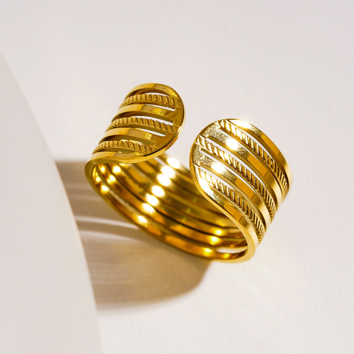 REYNA : Bague texturée superposée contrastée