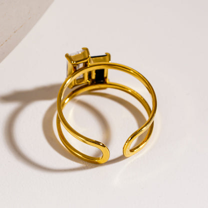 RIADEL : Bague ruban en zircone noire et transparente double éclat