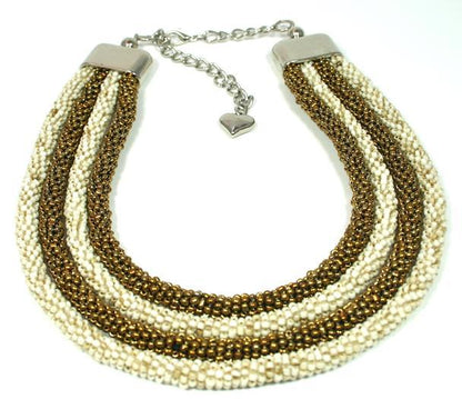 Collier à quatre rangs