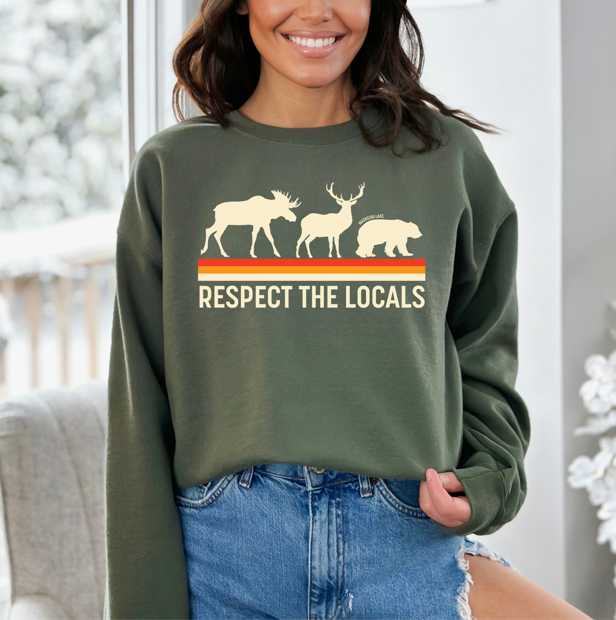 Sweat-shirt unisexe à col rond Respecte les locaux | Vêtements Lac | Vêtements de camping