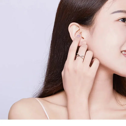 Bague X plaquée or 14 carats à couper le souffle - Bague croisée minimaliste élégante en argent sterling 925 pour femmes - Bijoux de promesse Scr543
