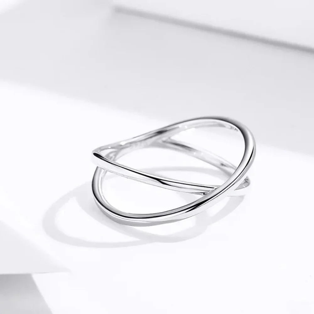 Bague X plaquée or 14 carats à couper le souffle - Bague croisée minimaliste élégante en argent sterling 925 pour femmes - Bijoux de promesse Scr543