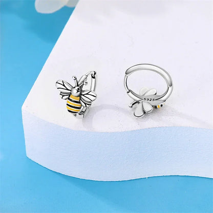 Boucles d'oreilles créoles en argent sterling Dazzling Bee