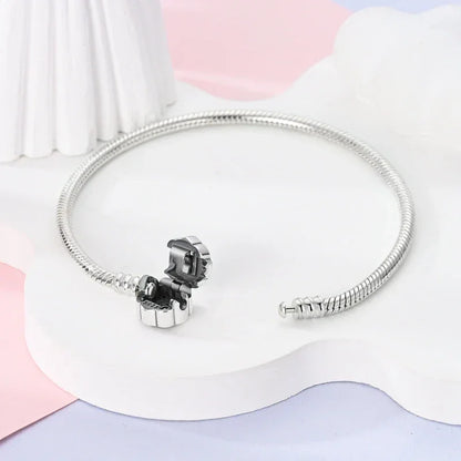 Bracelet jonc flocon de neige en argent sterling avec oxydes de zirconium