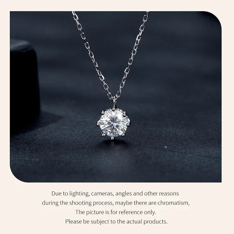 Collier pendentif éblouissant en argent sterling avec moissanite de 0,8 carat