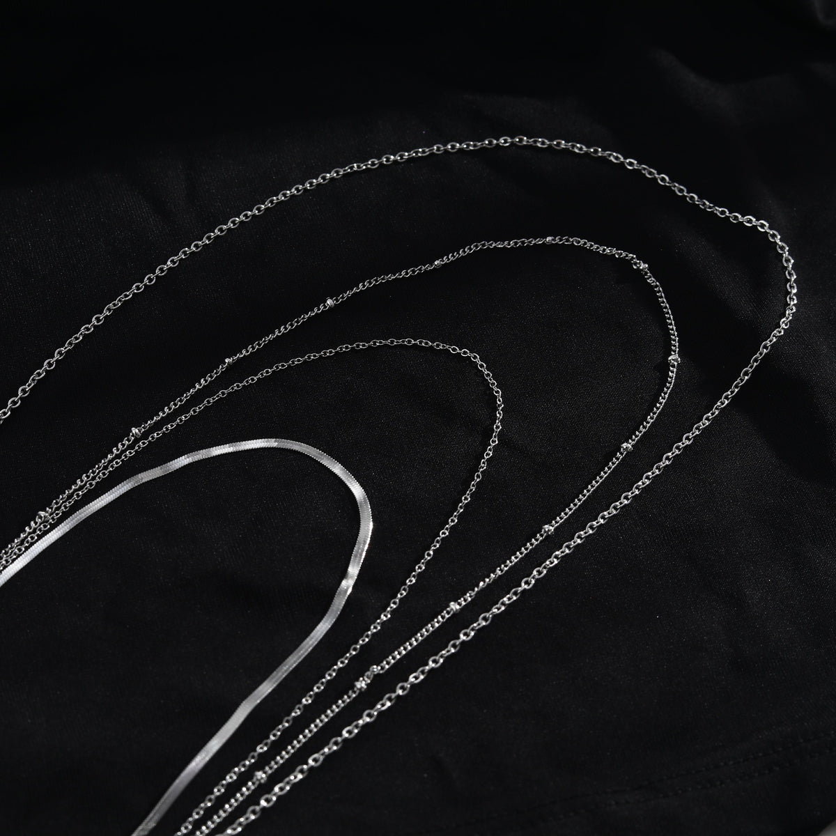 Collier multi-rangs SABRINA à quatre couches en argent