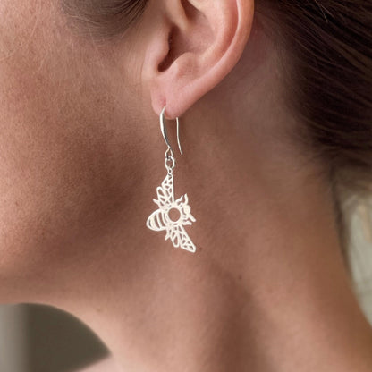 Boucles d'oreilles abeille en plaqué argent