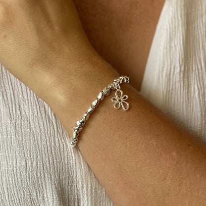Bracelet pépite avec pendentif fleur en plaqué argent