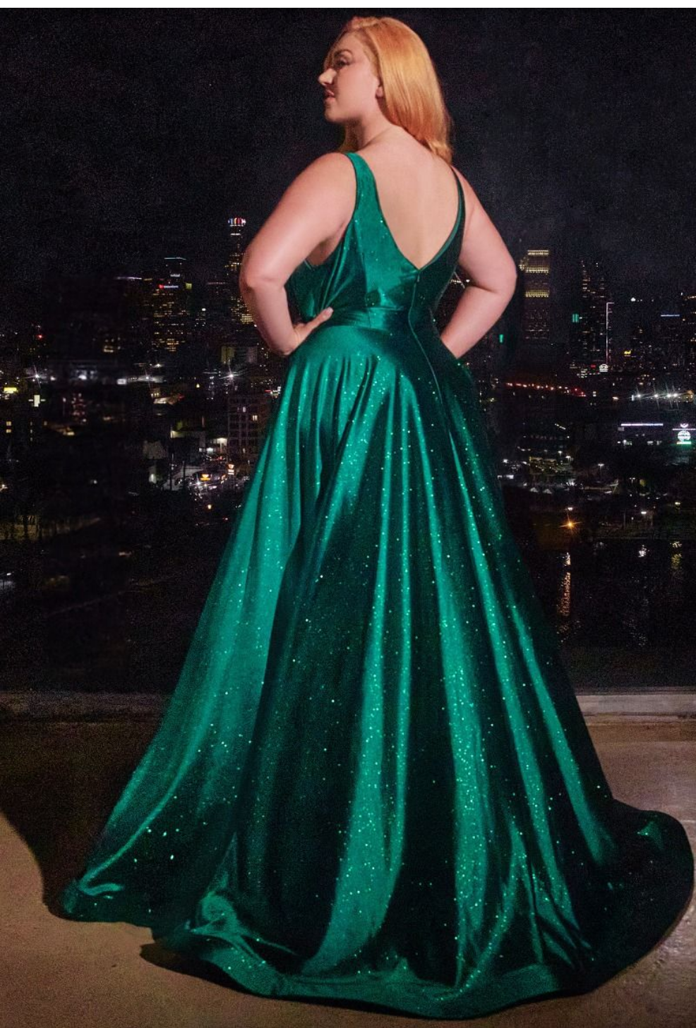 ROBE TRAPÈZE EN SATIN PAILLETÉ