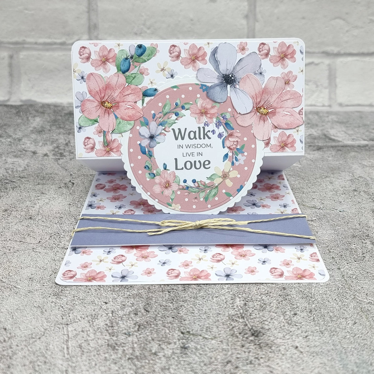 The Paper Boutique Blocs de papier décoratif Sunny Gardens 20,3 cm x 20,3 cm