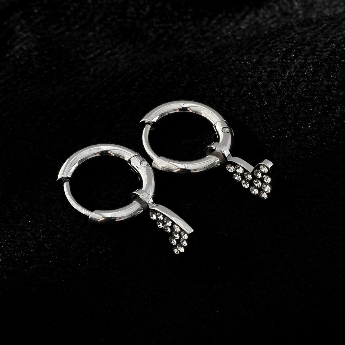 VIRTUOUS Or Blanc Ton Argent : Mini Créoles avec Breloque Cœur Incrustée de Zircone