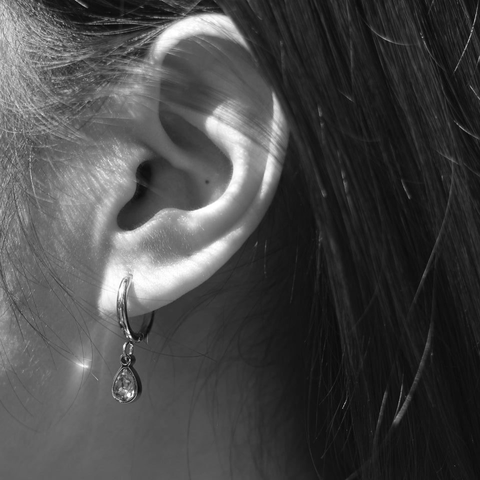 WINNIE Boucles d'oreilles cristal émeraude serti